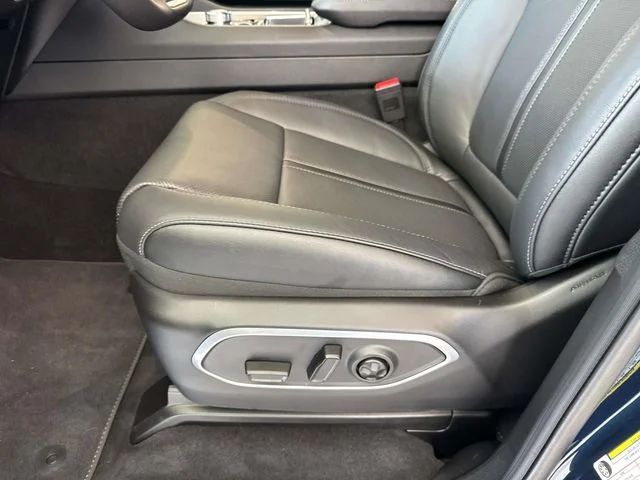 New 2026 Blue Jeep Limited Altitude image 17