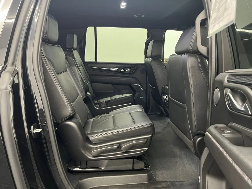 2024 GMC Yukon XL Denali - Photo 24