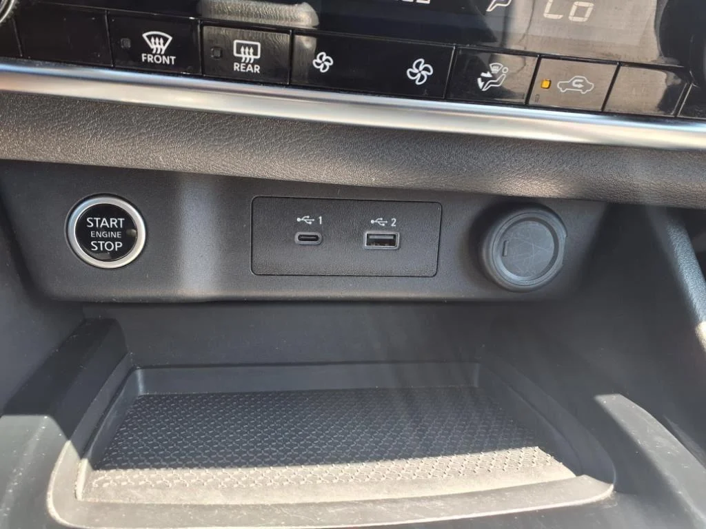2023 Nissan Rogue SV - Photo 15