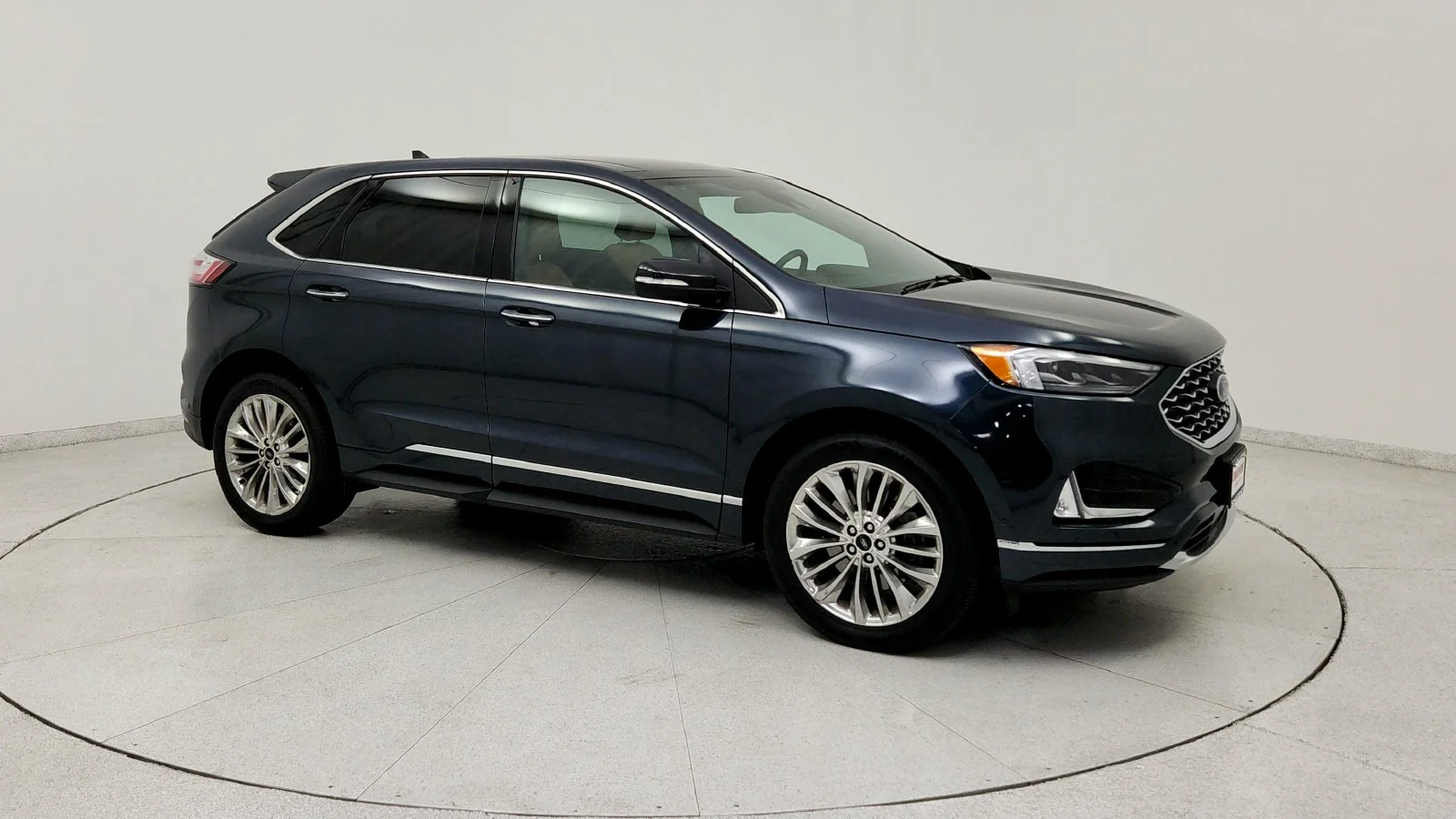 Used 2024 Blue Ford Titanium image 9