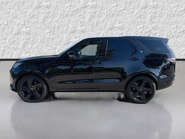 Used 2025 Santorini Black Metallic Land Rover Metropolitan Edition image 6