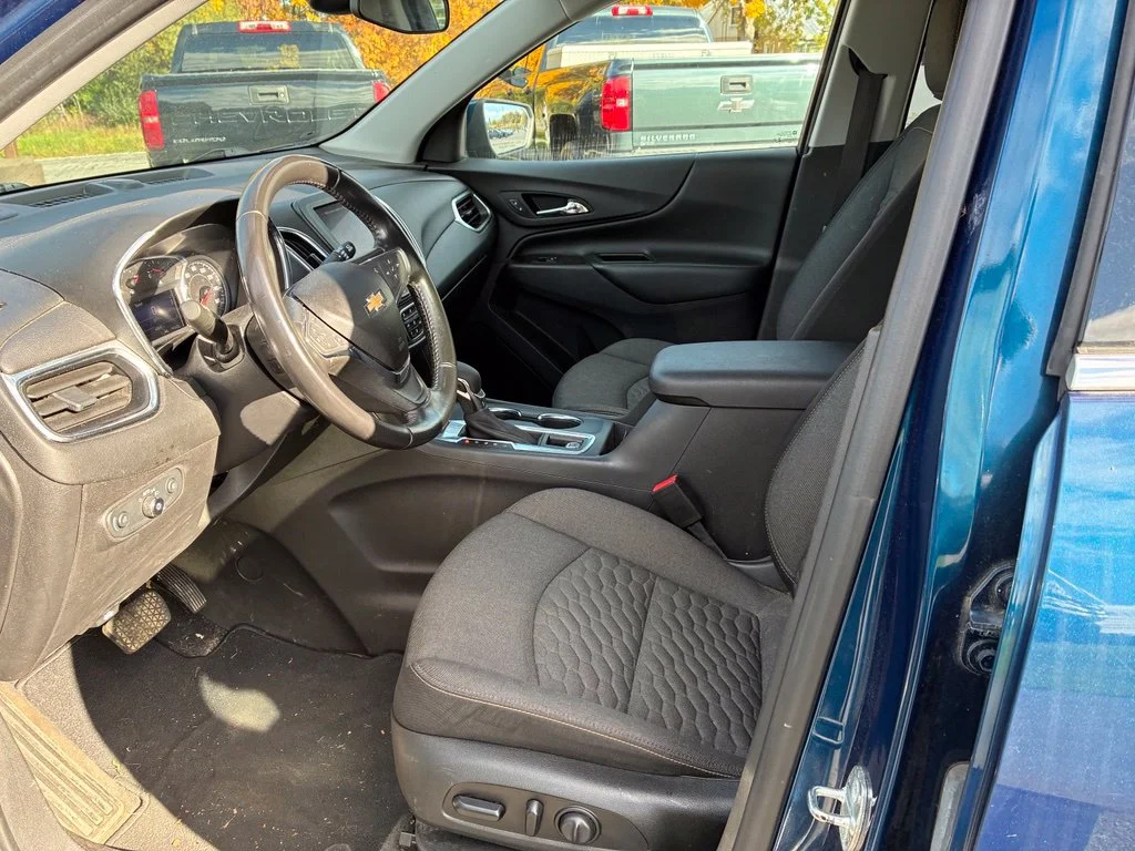Used 2020 Blue Chevrolet LT image 10