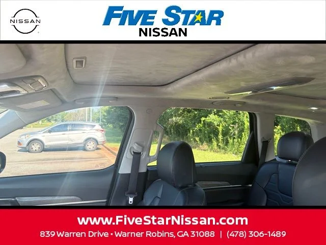 Used 2022 Black Kia SX image 18