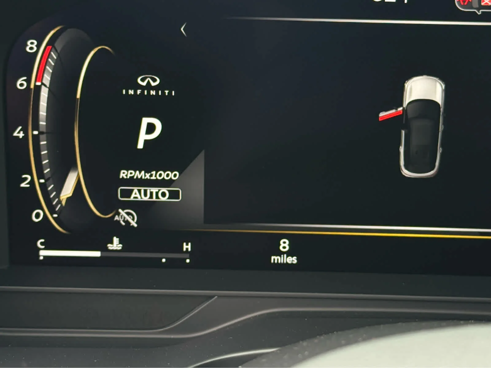 New 2027 RADIANT WHITE INFINITI Sport AWD image 7