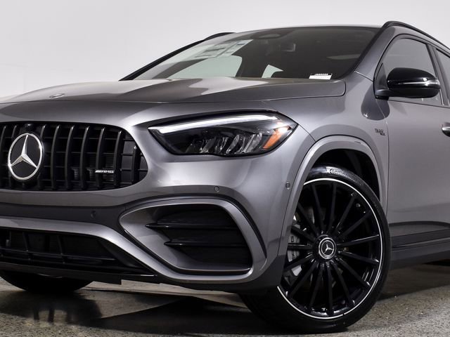 New 2026 Mountain Grey Metallic Mercedes-Benz GLA 35 AMG® image 54