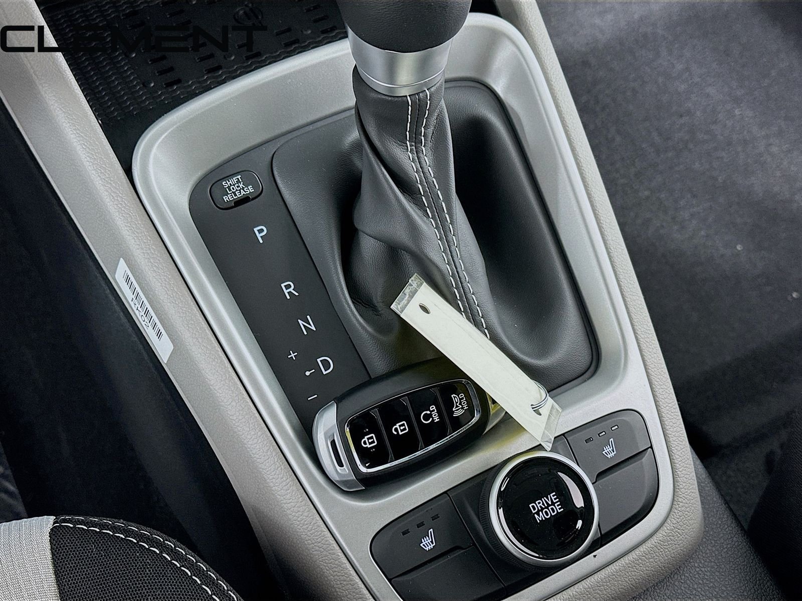 2026 Hyundai Venue SEL - Photo 24