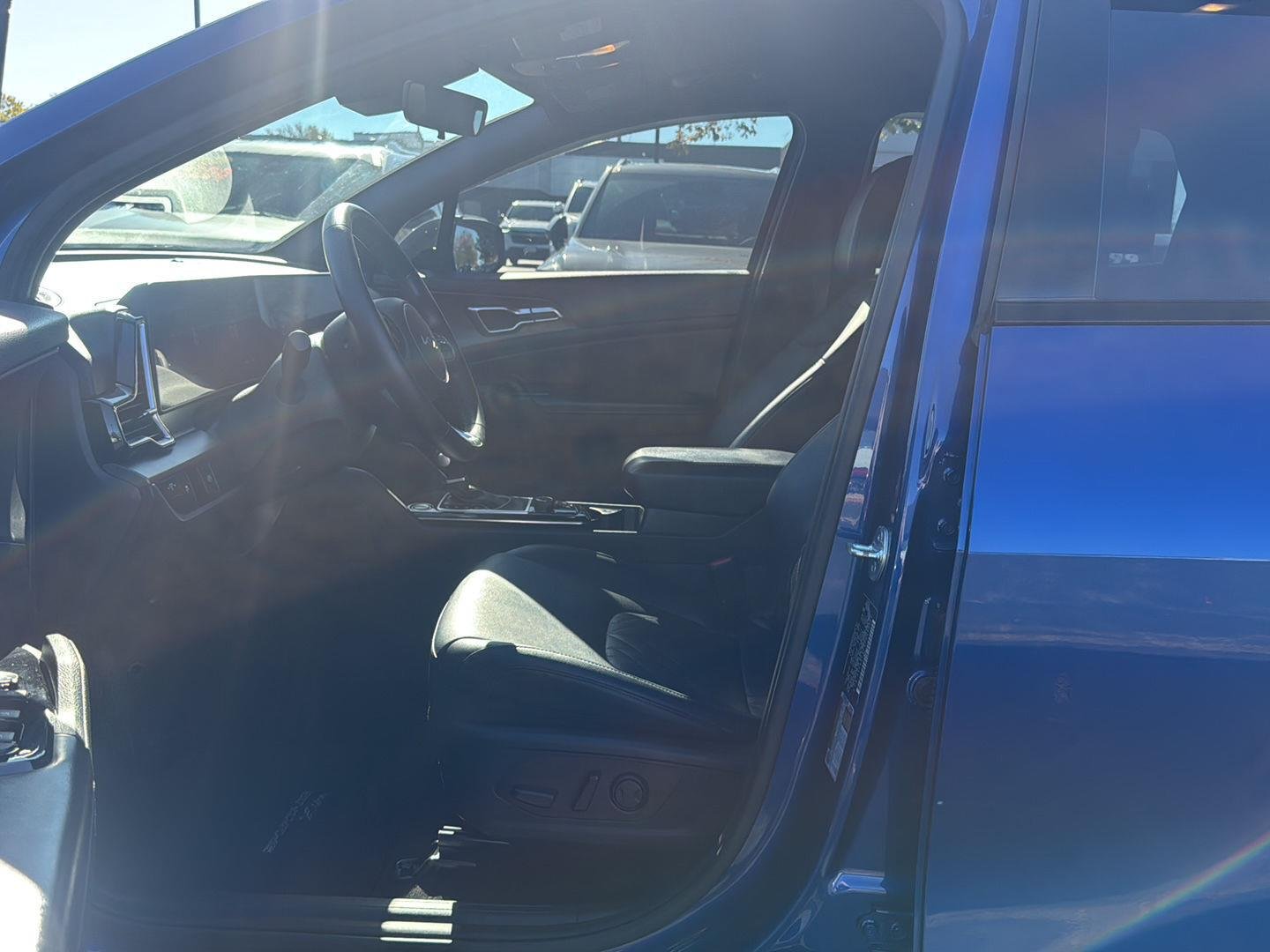 Used 2023 Sapphire Blue Kia X-Line image 11