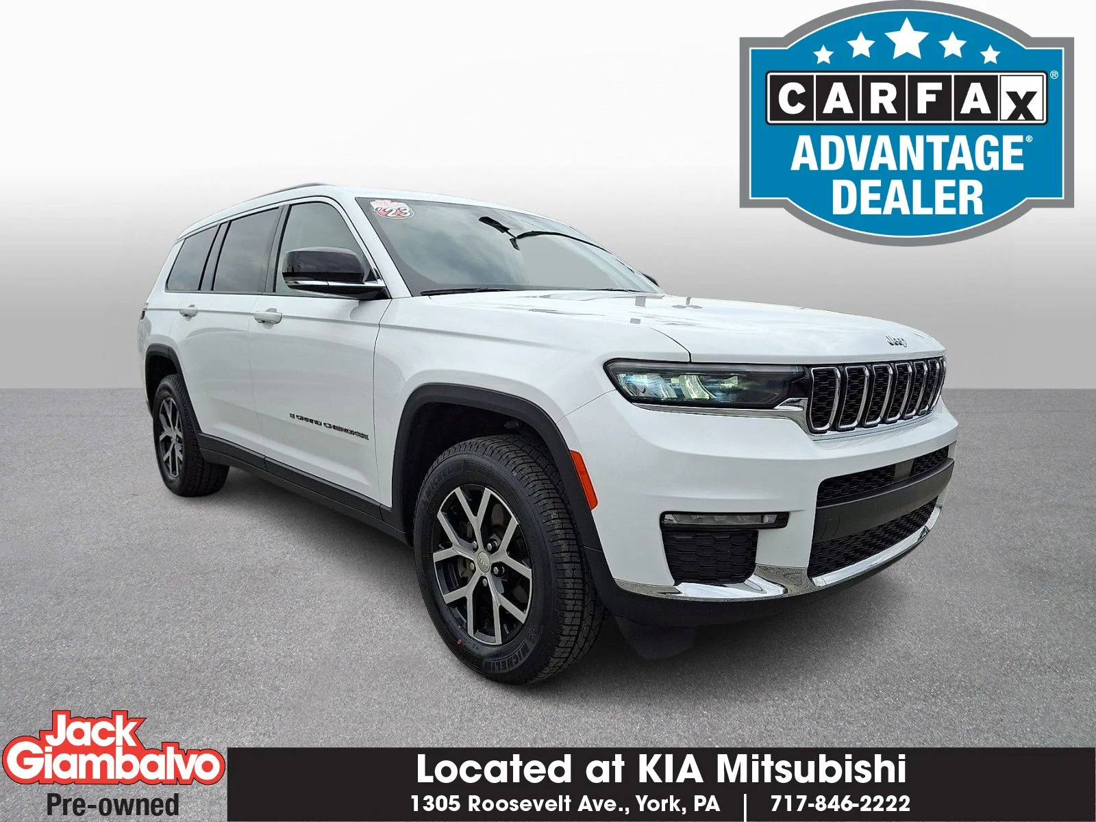 Used 2023 White Jeep Limited image 1