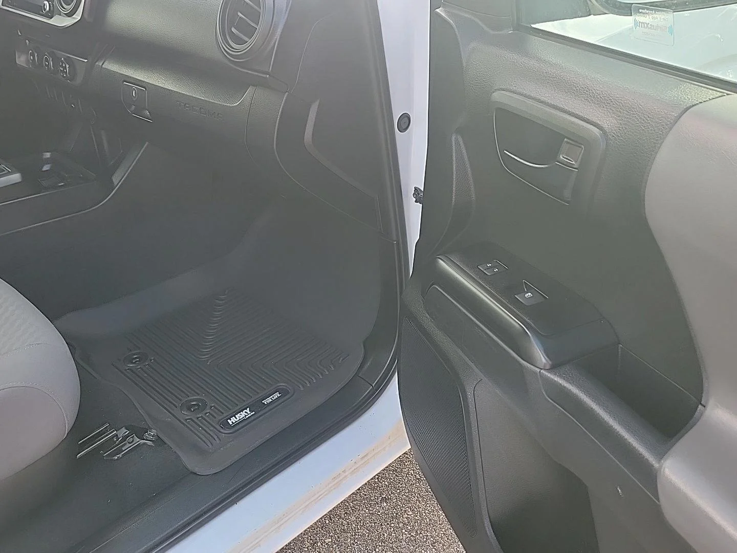 Used 2023 Ice Cap Toyota SR image 19