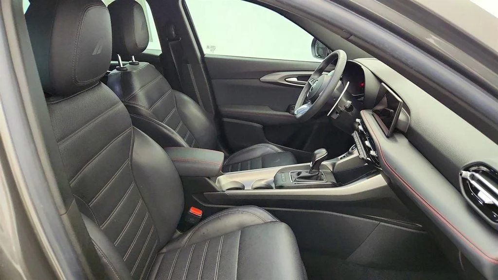 Used 2024 Gray Cray Dodge R/T Plus EAWD *Ltd Avail* w/ Blacktop Package image 25