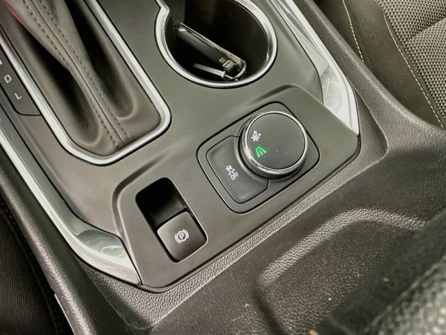 Used 2020 Silver Chevrolet LT image 35