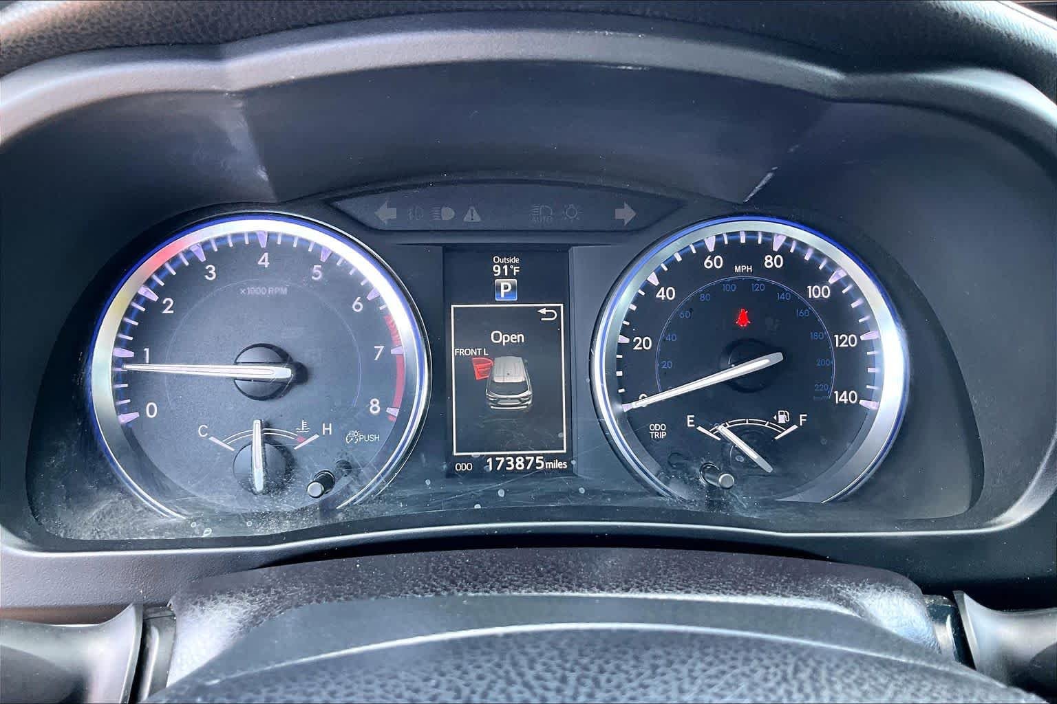 Used 2015 Predawn Gray Mica Toyota XLE image 26