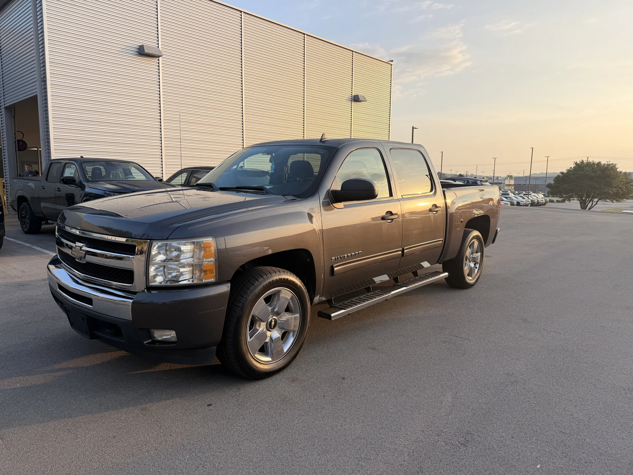 Used 2011 Taupe Gray Metallic Chevrolet LT image 1