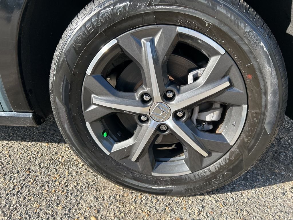 Used 2024 Green Honda EX-L image 24