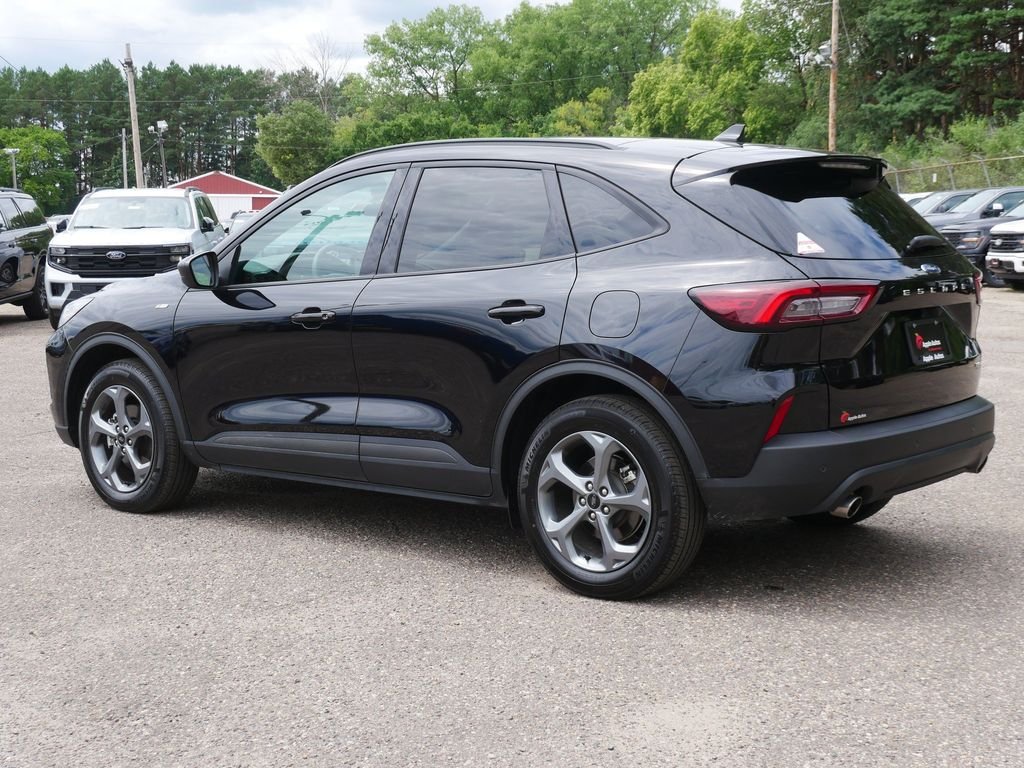 Used 2025 Black Ford ST-Line image 5
