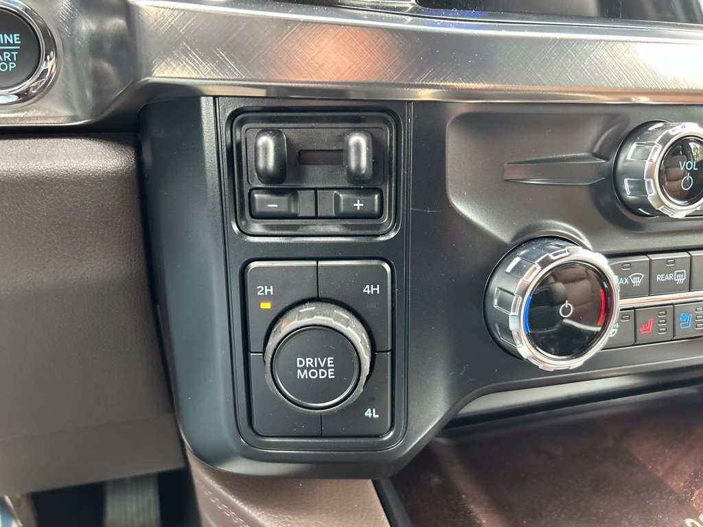 New 2026 Star White Metallic Tri-Coat Ford King Ranch image 27