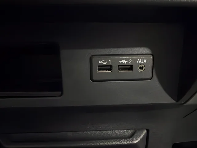 Used 2019 Silver Nissan SV image 25