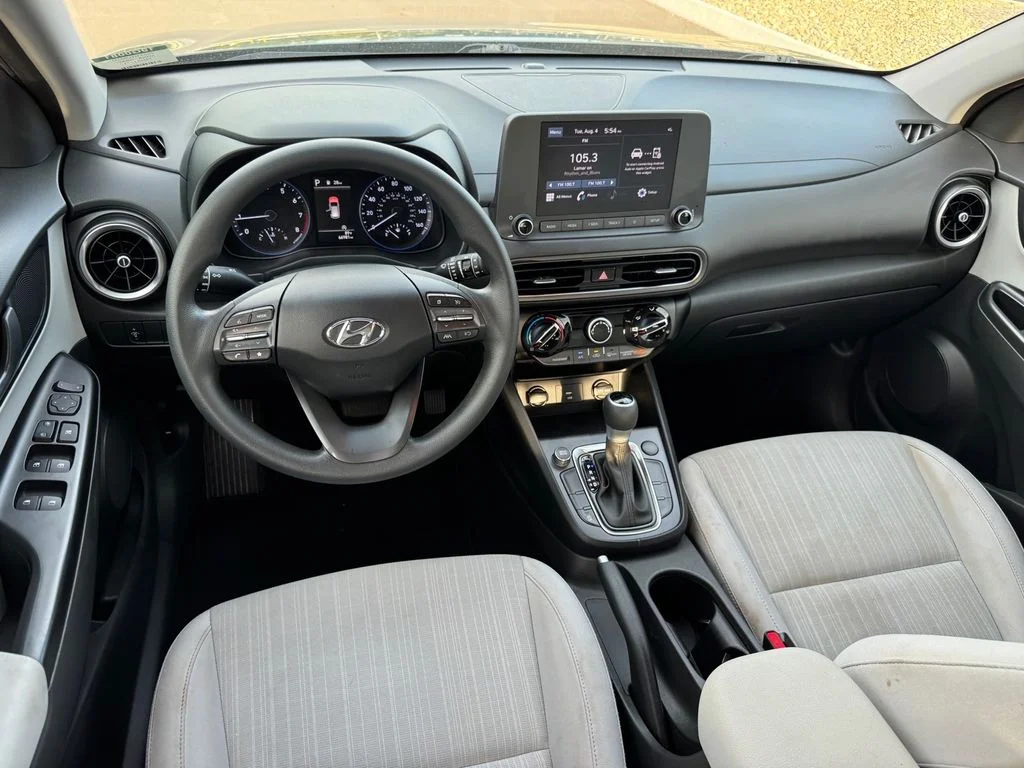 Used 2023 Gray Hyundai SEL image 11