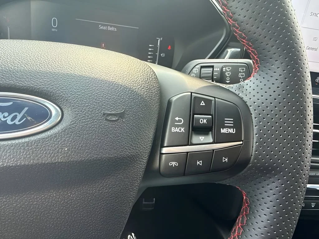 Used 2023  Ford ST-Line image 17