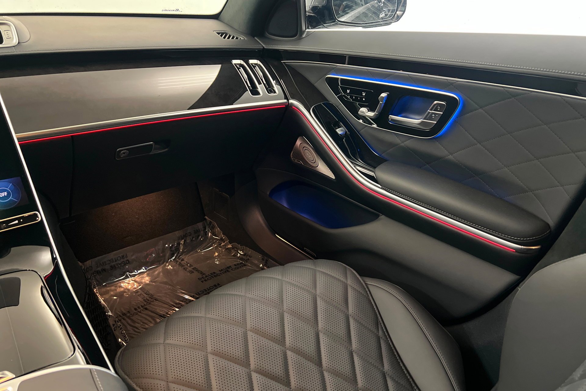 New 2026 MANUFAKTUR Silicon Grey Mercedes-Benz S 580 image 35
