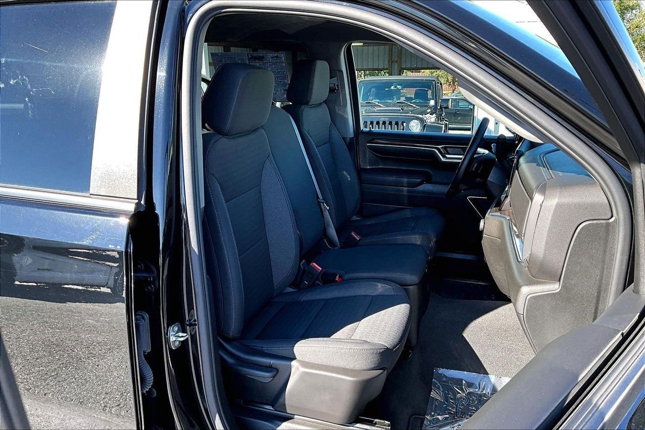 Used 2023 Black Chevrolet 4WD Crew Cab Short Bed LT with 2FL image 31