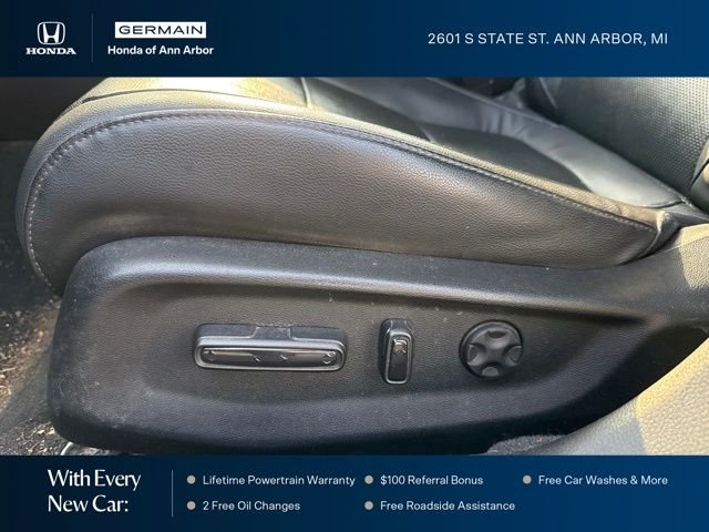 Used 2018 Modern Steel Metallic Honda Touring 2.0T image 22