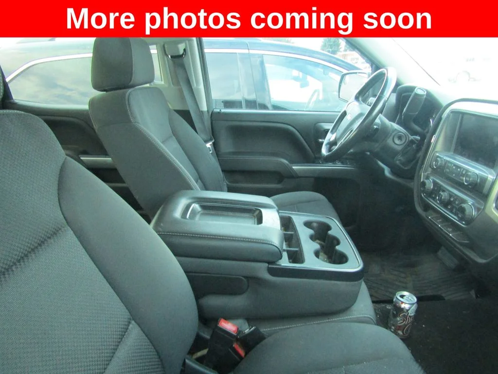 Used 2017 White Chevrolet LT image 11