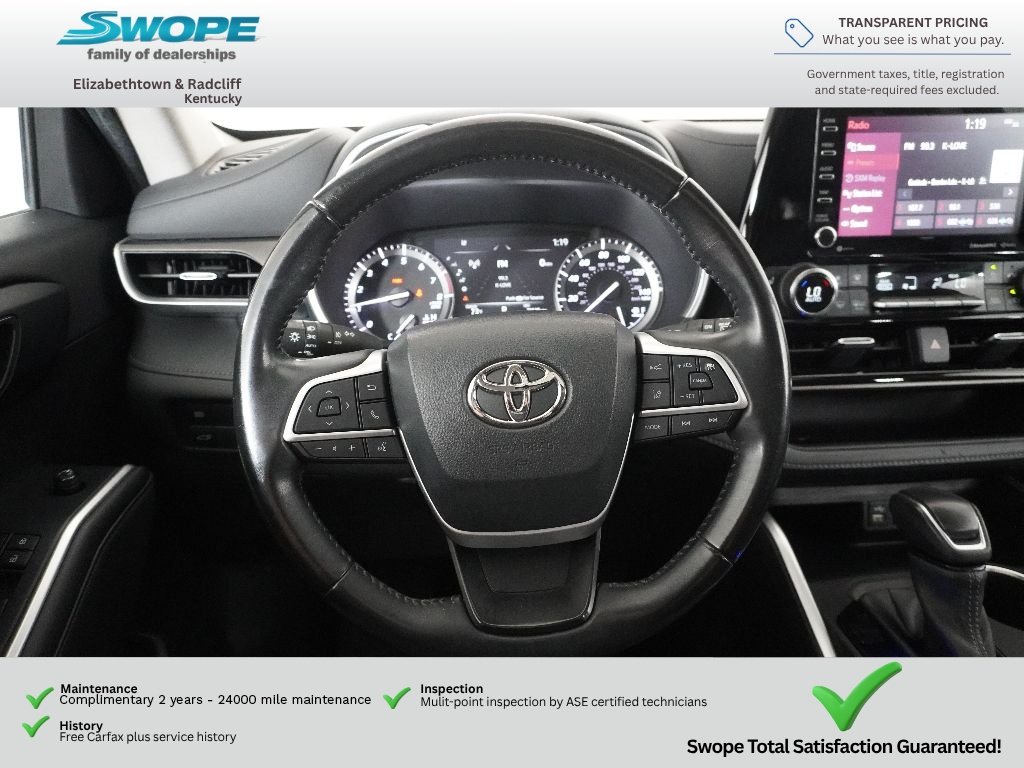 Used 2022 Wind Chill Pearl Toyota XLE image 17
