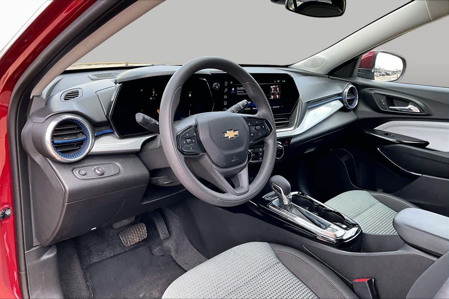 Used 2025 Crimson Metallic Chevrolet LT image 16