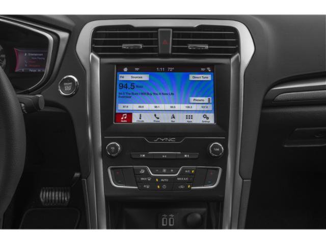 Used 2019 Black Ford SE image 10
