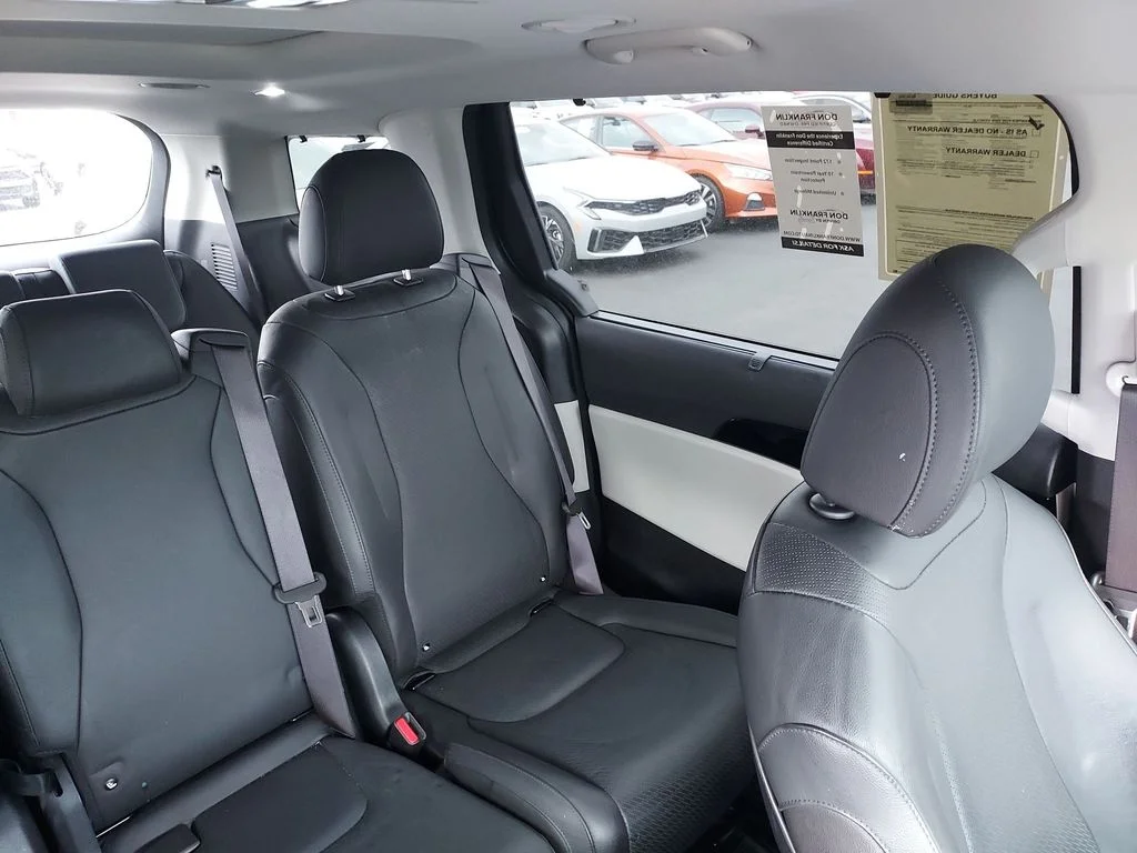 Used 2024 Red Kia SX Prestige image 14
