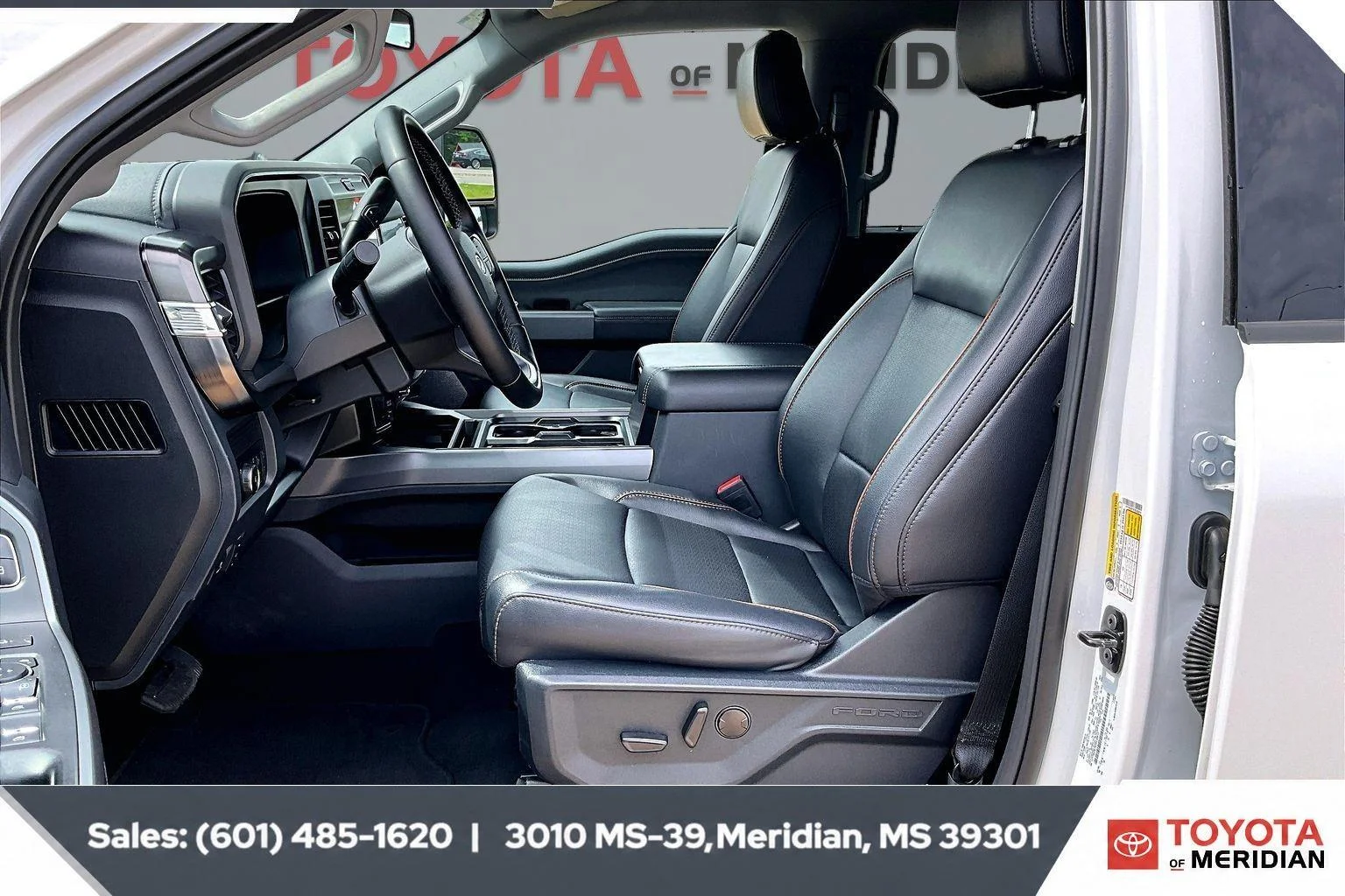 Used 2026 Oxford White Ford Lariat image 18