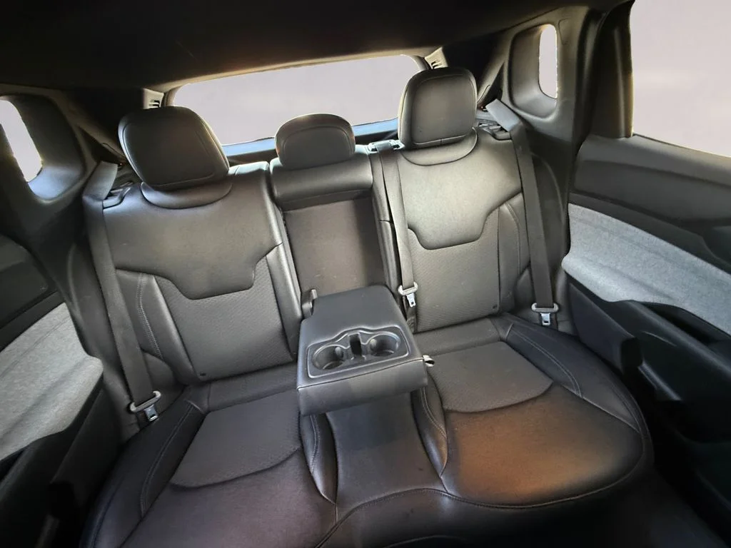 Used 2024 Black Jeep Latitude image 18