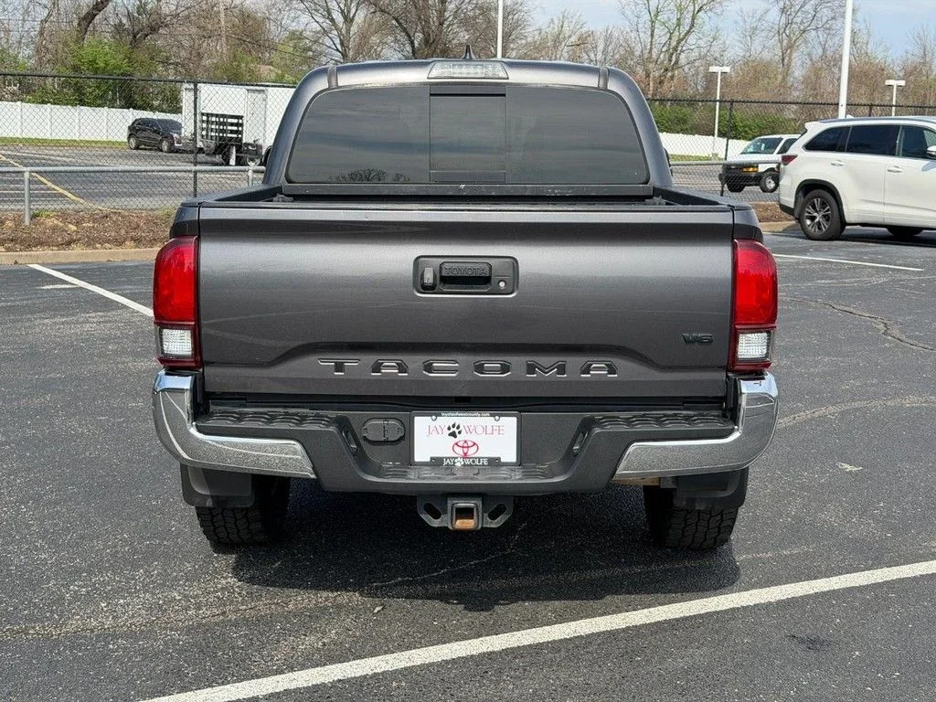 Used 2018 Gray Toyota TRD Off-Road image 6