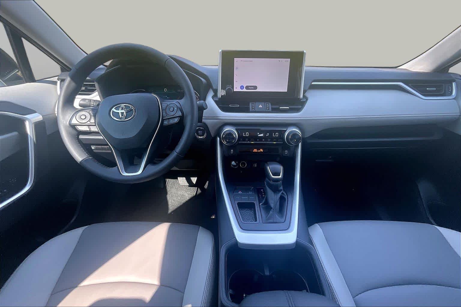Used 2025 Magnetic Gray Metallic Toyota XLE Premium image 15