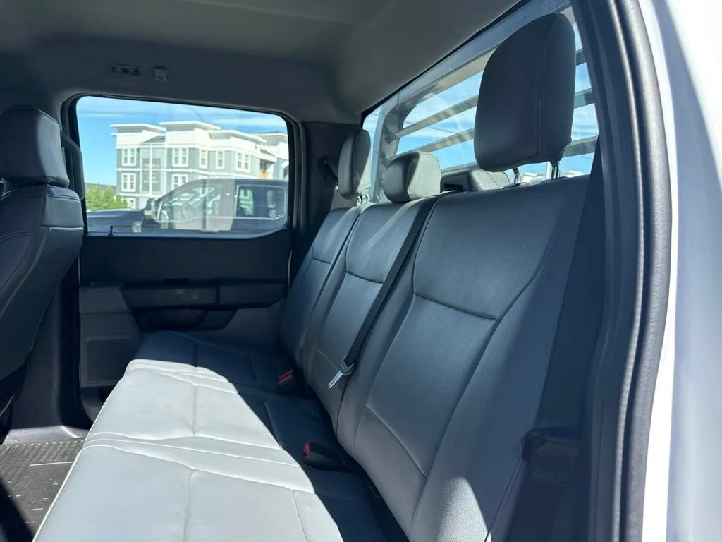 2025 Ford F-350 Super Duty Chassis Cab XL - Photo 21