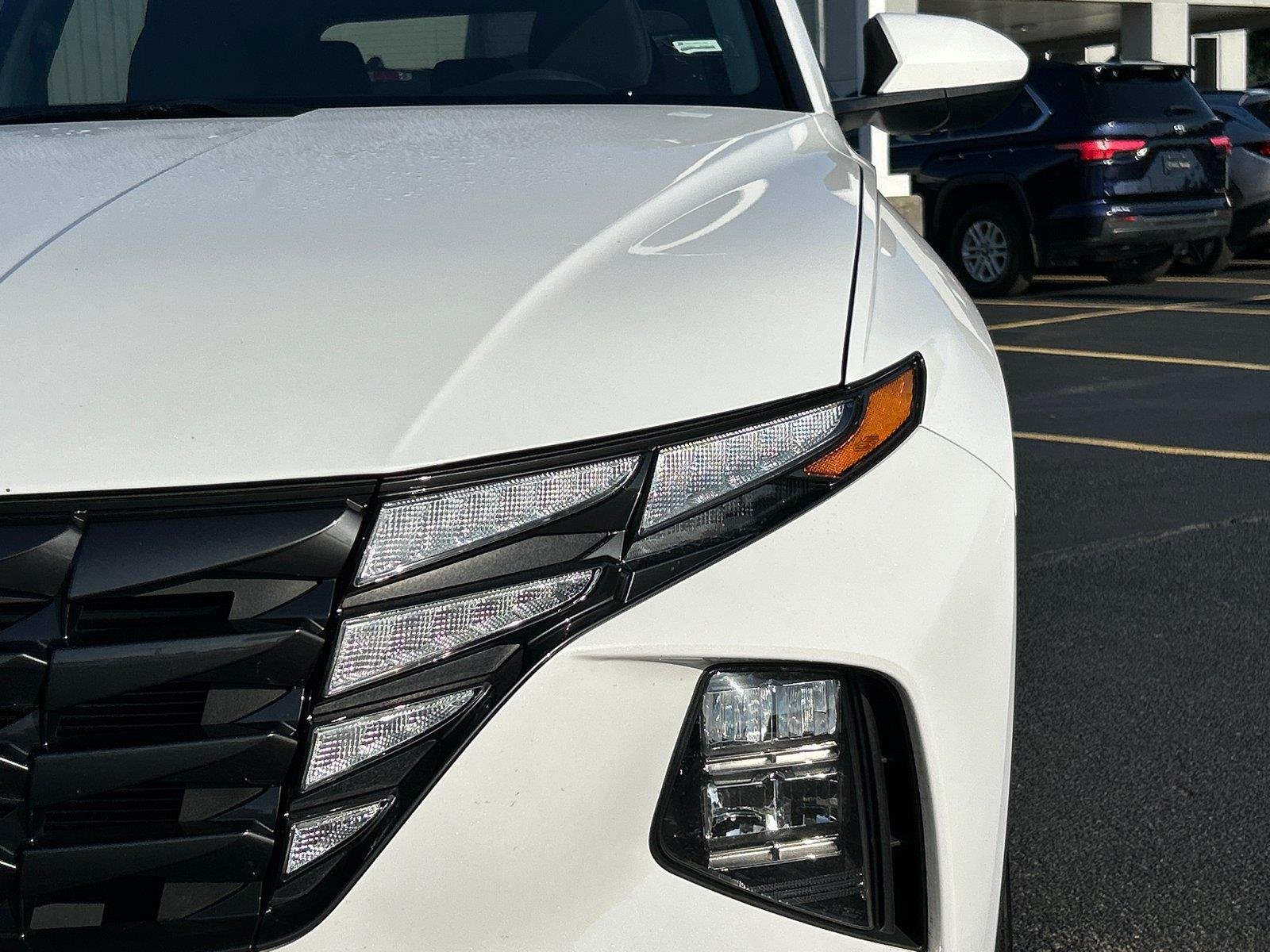 Used 2024 White Pearl Hyundai SEL image 12