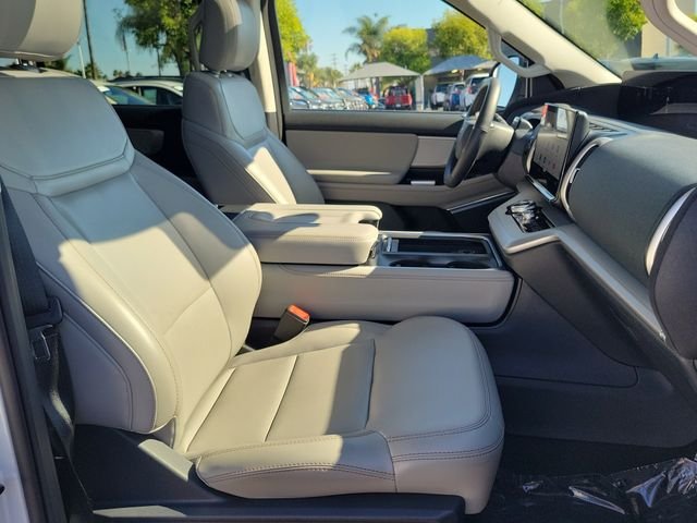 Certified Used 2025 Silver Metallic Ford Active image 17