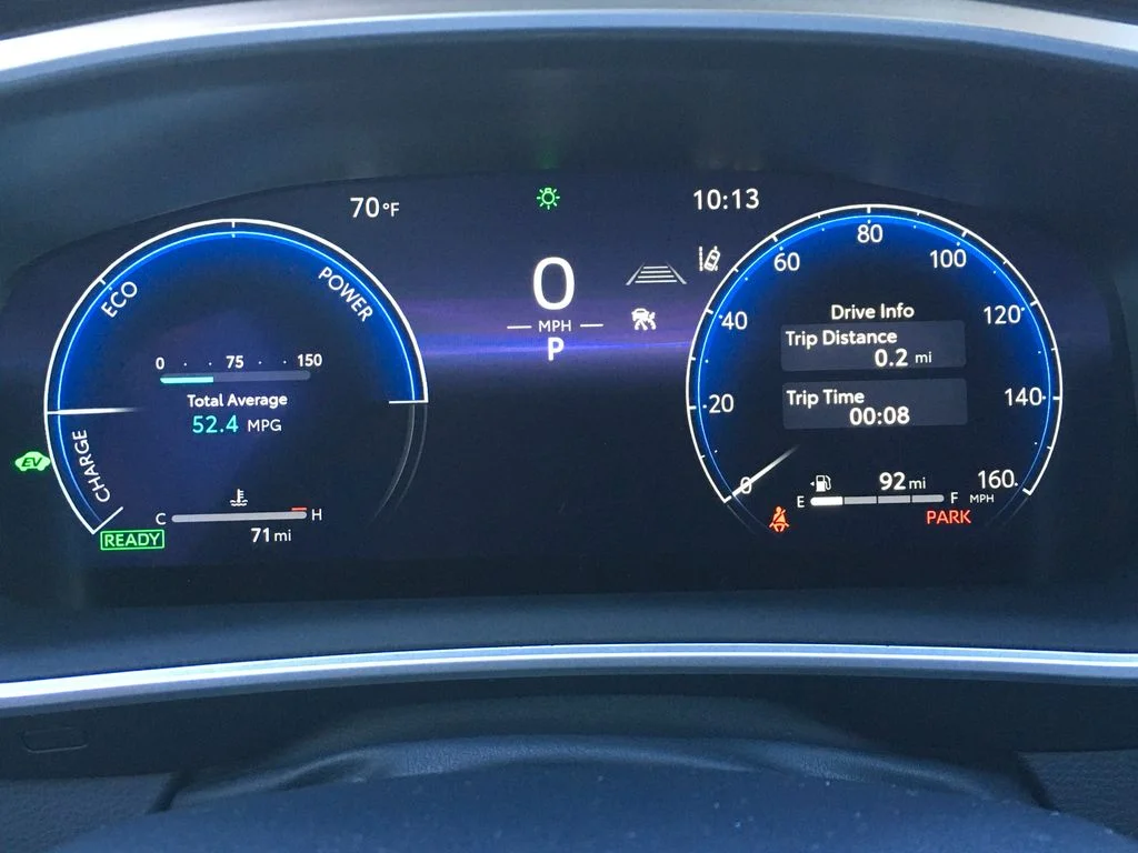 Used 2026  Toyota XLE image 2