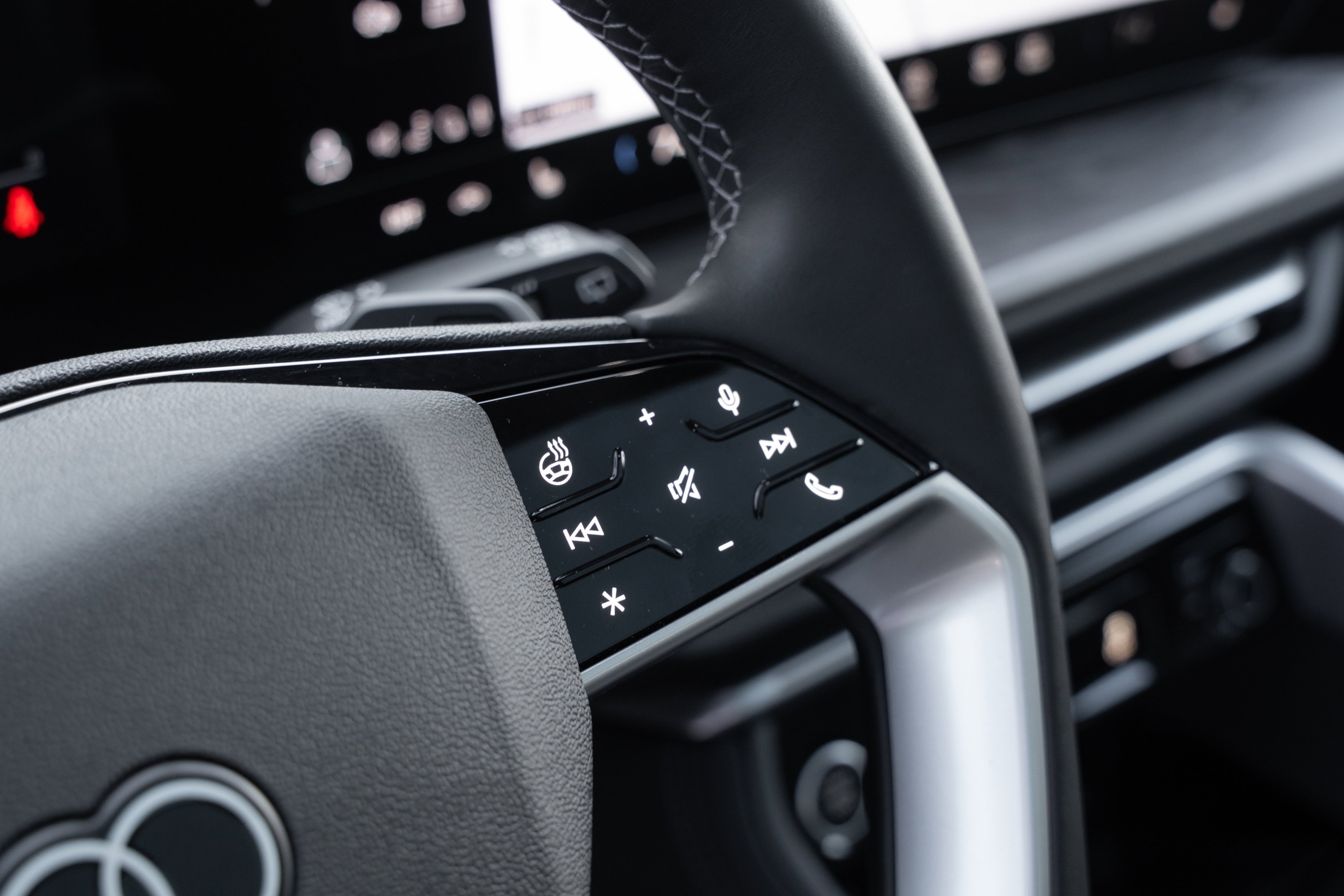 2025 Audi Q5 Premium - Photo 12