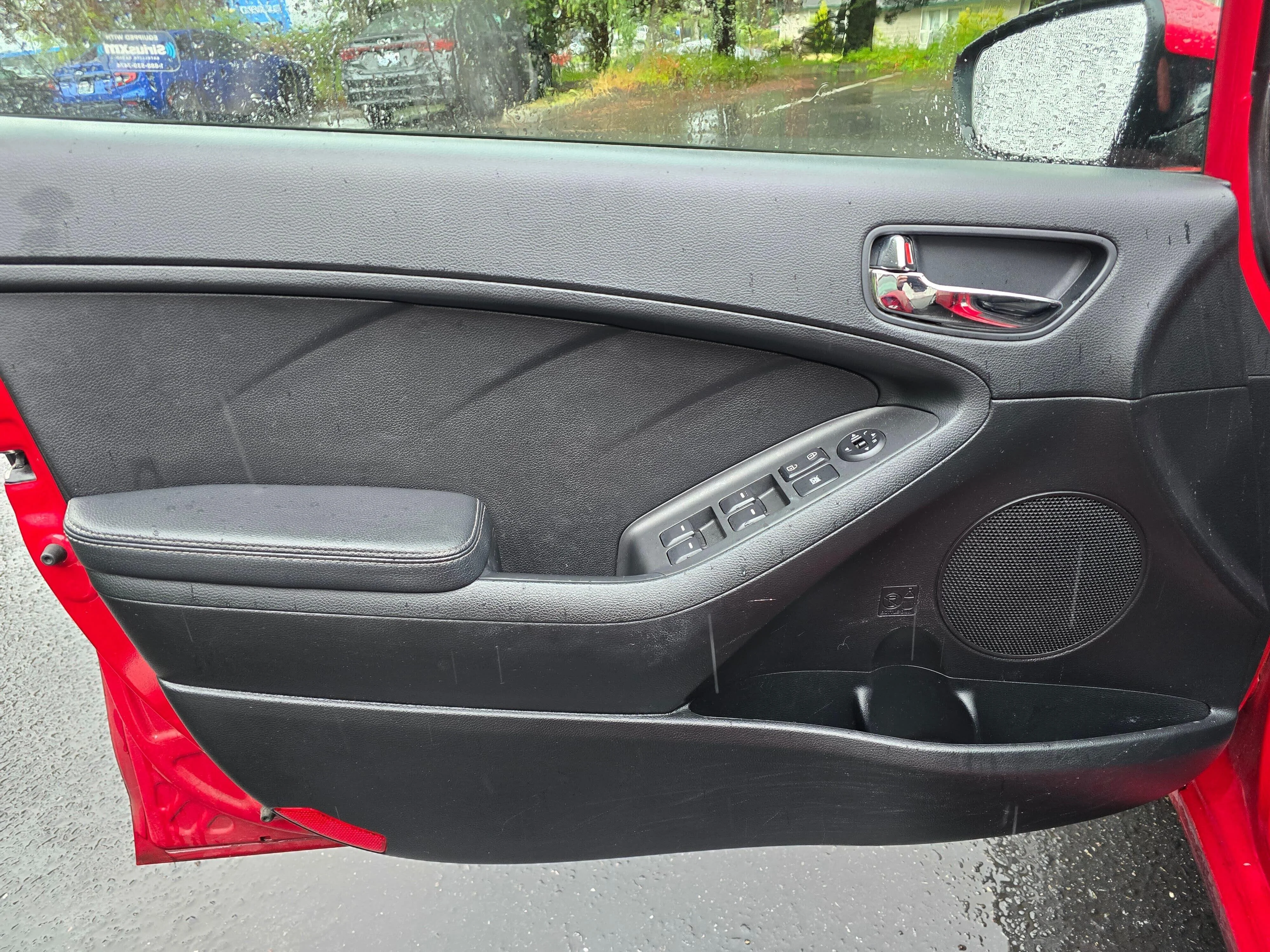 Used 2016 Crimson Red Metallic Kia LX image 7