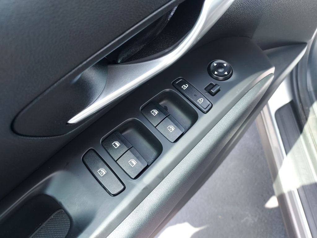 Used 2024 Silver Hyundai SEL image 11