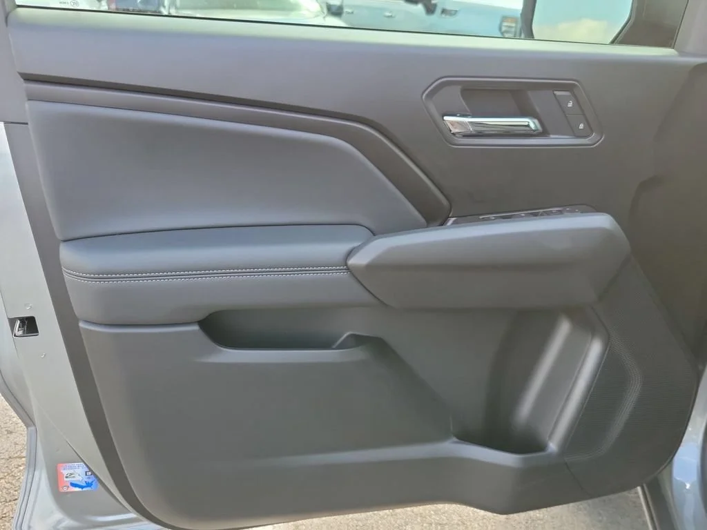 New 2026 Sterling Gray Metallic Chevrolet LT image 22