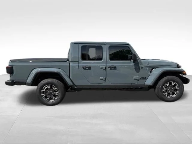 New 2026 Anvil Clearcoat Jeep Sahara image 8