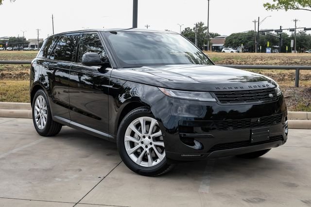 Used 2025 Black Land Rover SE image 7