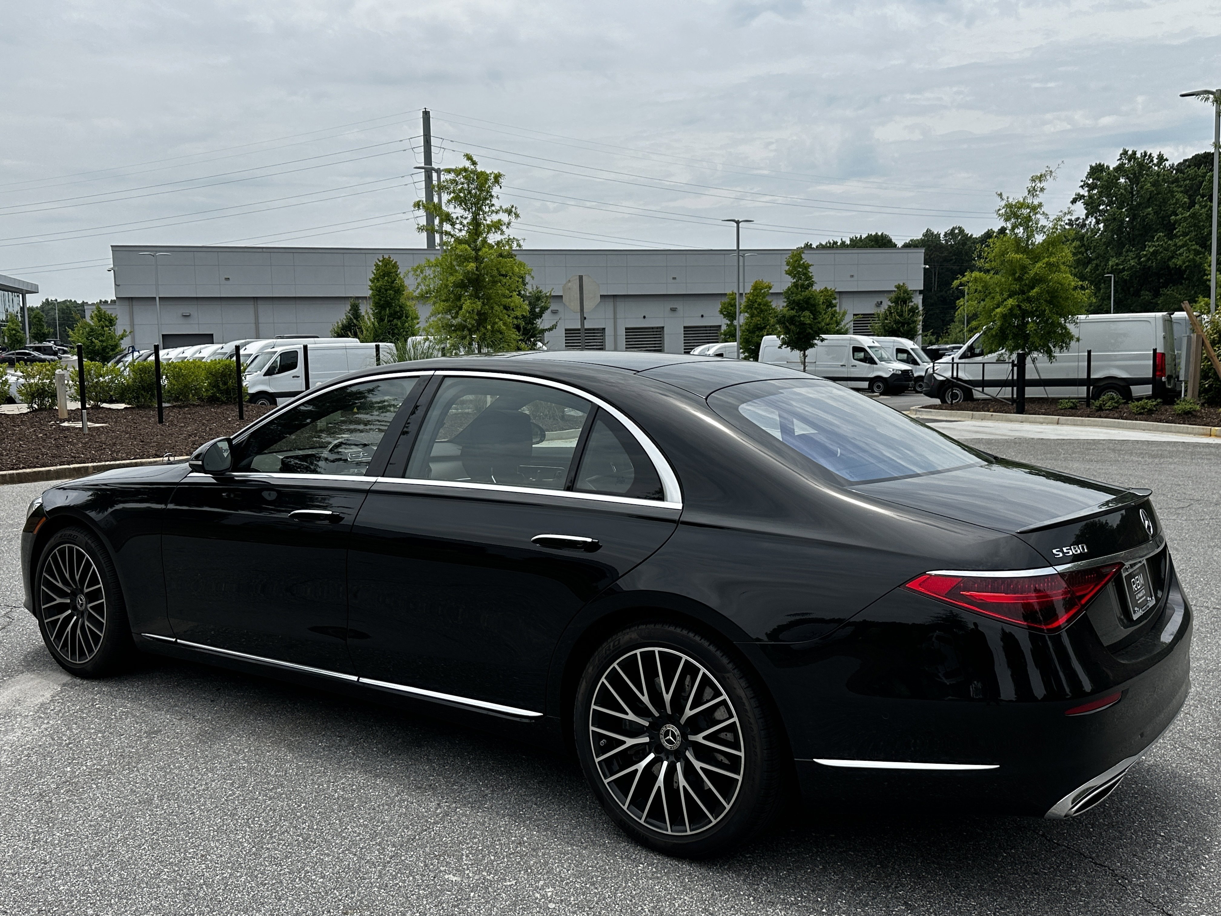 Certified Used 2025 Black Mercedes-Benz S 580 image 6