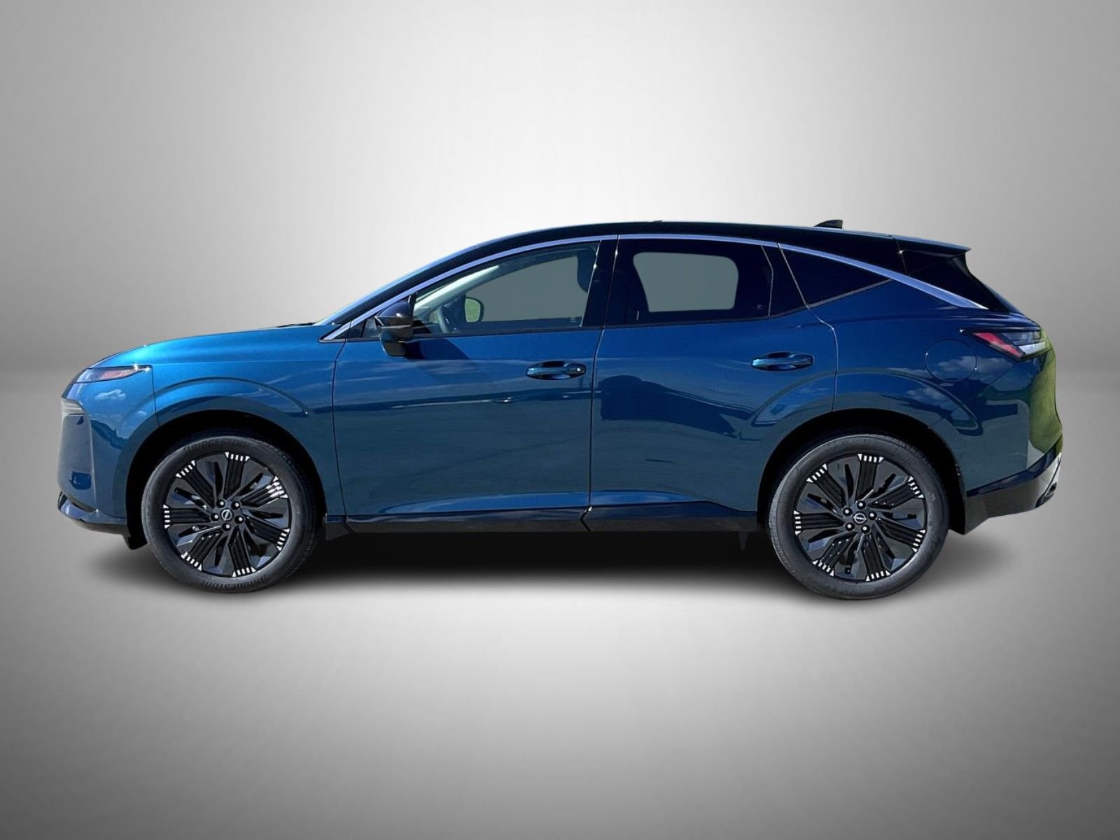 New 2026 Aurora Blue Pearl Metallic / Super Black Two-tone Nissan Platinum image 8