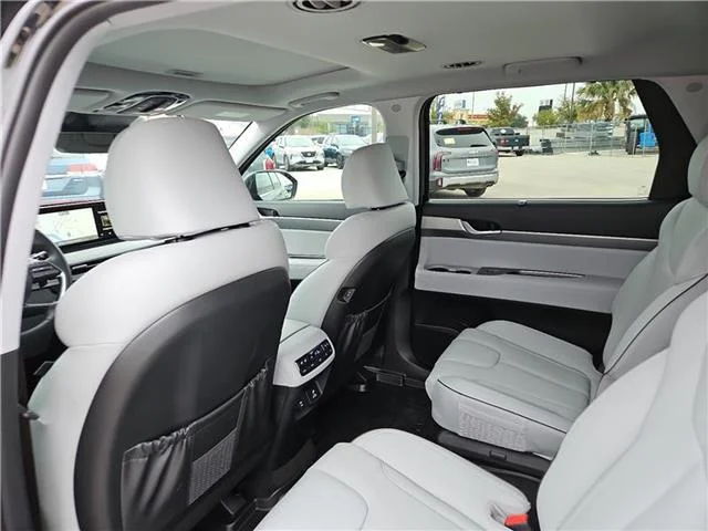 New 2025 Abyss Black Pearl Hyundai SEL Premium image 8