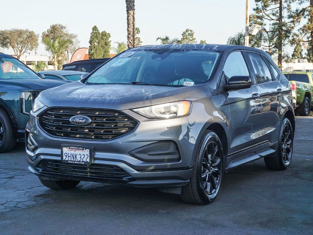 Used 2023 Gray Ford SE image 4