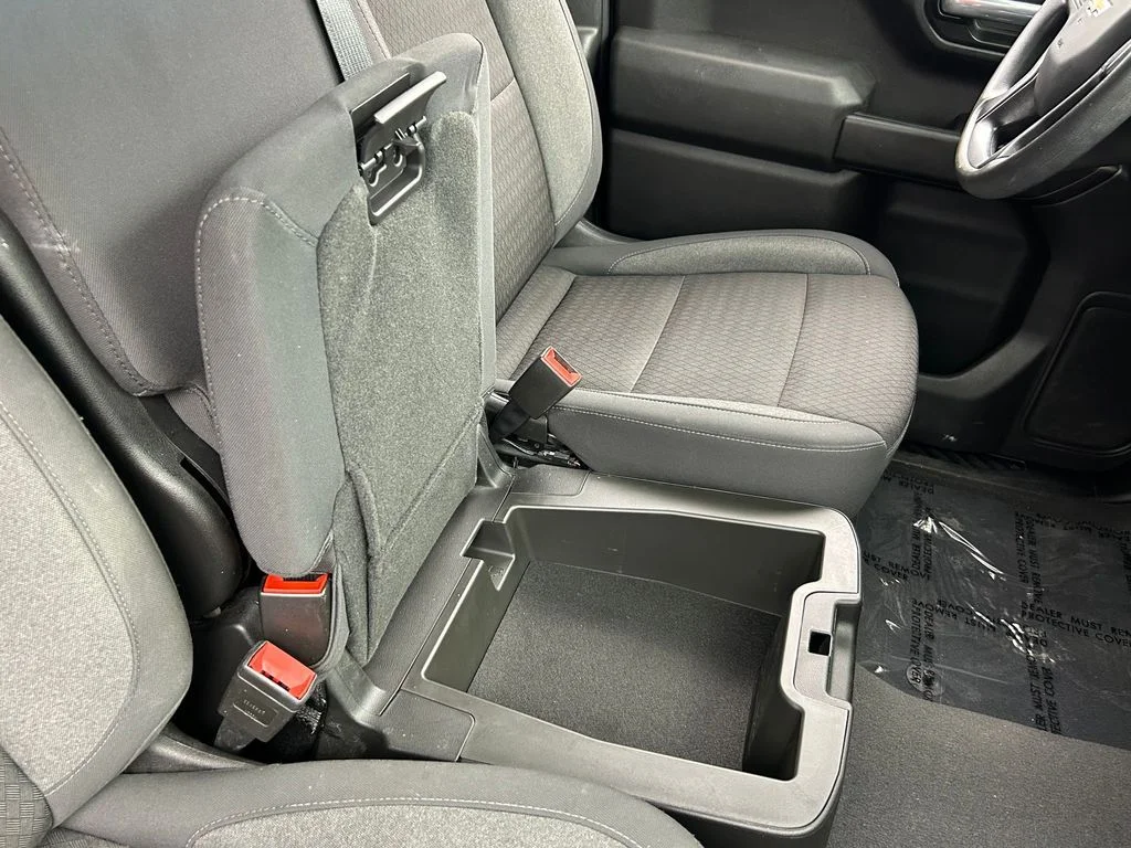 Used 2024 Summit White Chevrolet Custom image 12